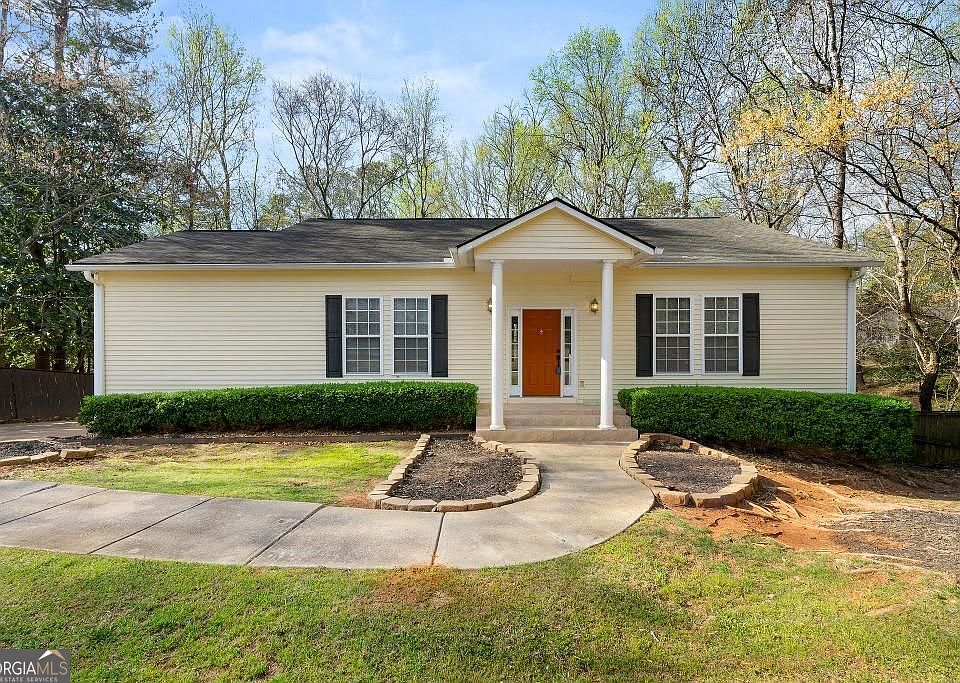 1st image of 880 Melody Ln #A