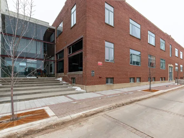 10309 107th St NW #212, Edmonton, AB T5J 1K3