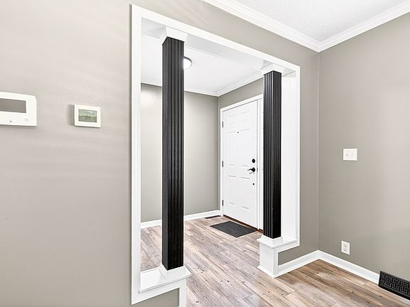 4th image of 312 Shivler Rd