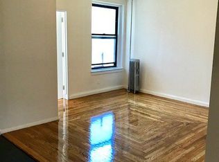 2426 29th St APT 2B, Astoria, NY 11102