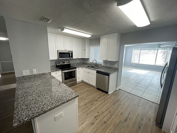 3rd image of 9805 N 53rd St
