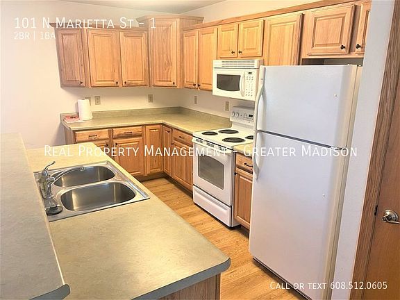 3rd image of 101 N Marietta St APT 1