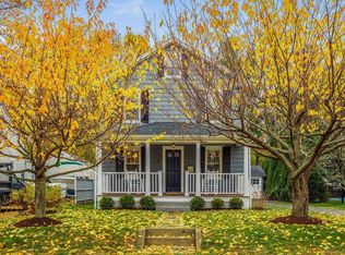 56 Perry St, Fairfield, CT 06824