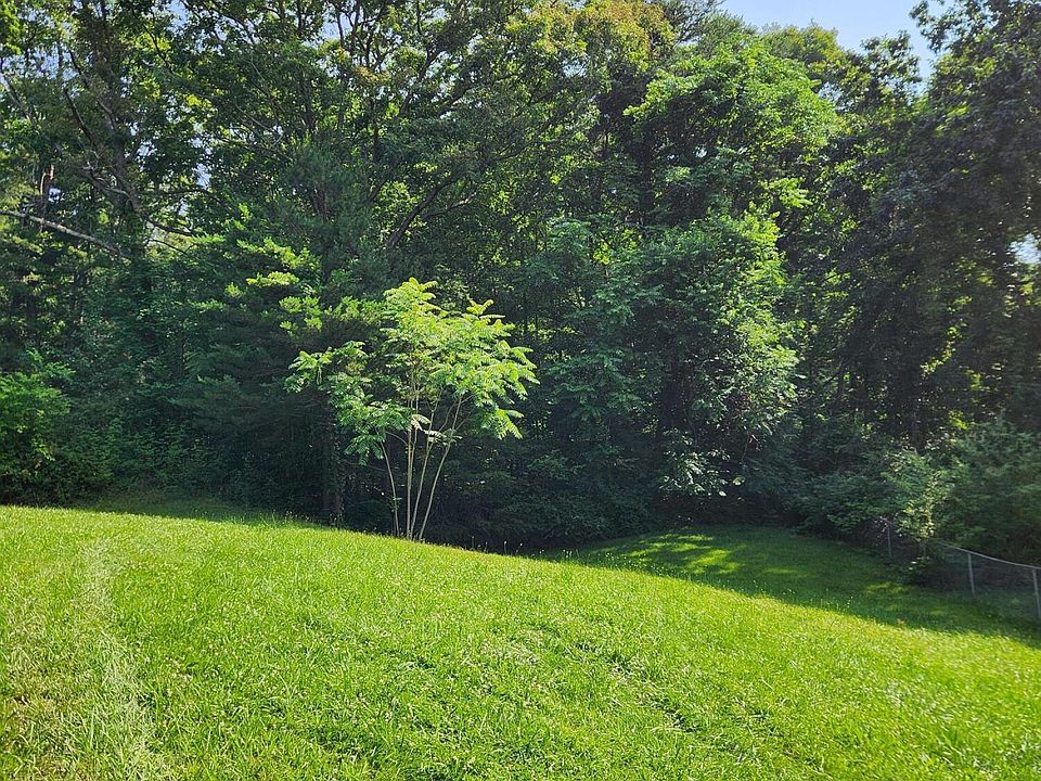 2nd image of 710 Canton Hollow Rd