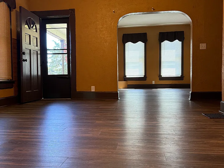 1720 Taylor St — Photo 1