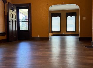 1720 Taylor St, Davenport, IA 52804
