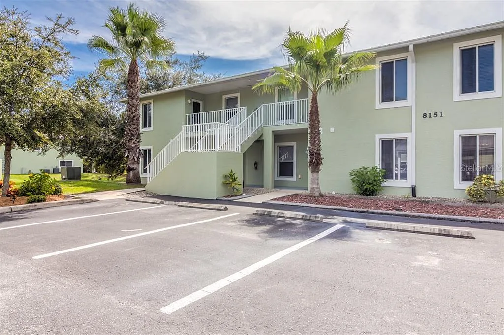 2 bed, 2.0 bath, 1230 sqft, $3,400 — Photo 1