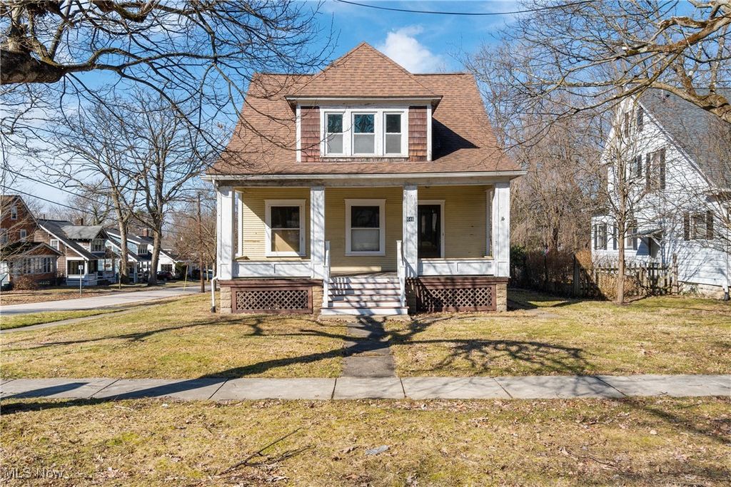 Real estate listing image