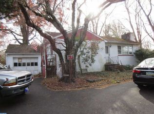 381 Stoopville Rd, Newtown, PA 18940