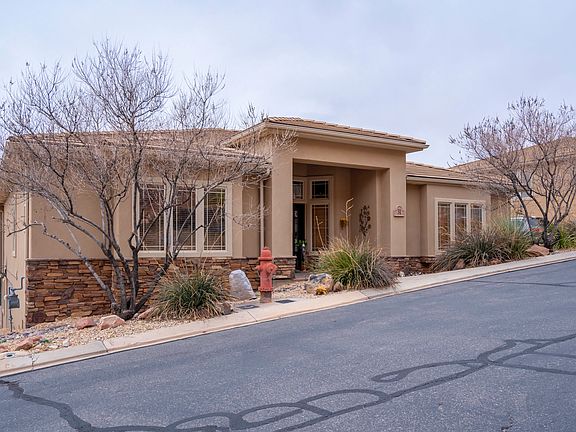 4th image of 1210 Indian Hills Dr Unit 31