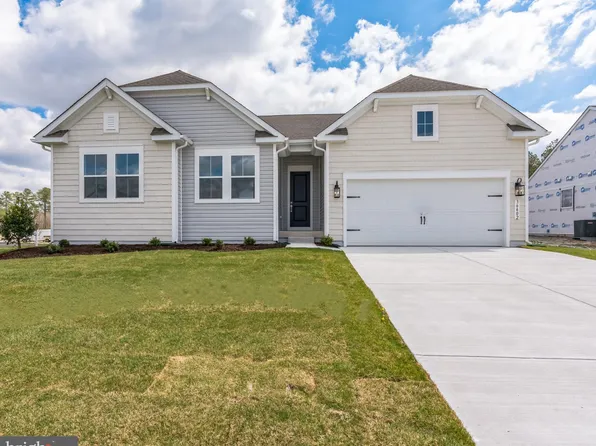 36402 Gate Dr, Georgetown, DE 19947