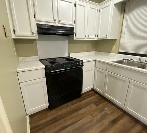 3rd image of 1104 Willow Creek Dr