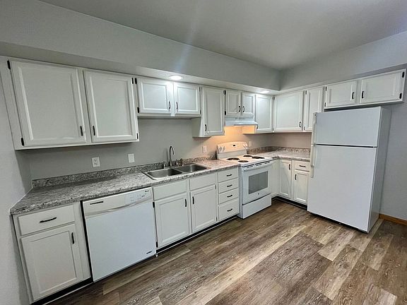 2nd image of 1724-1726 Lenard St