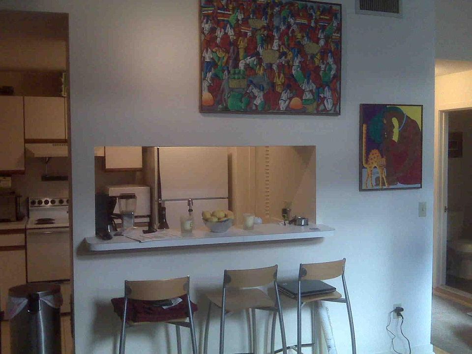 Looking towards Kitchen