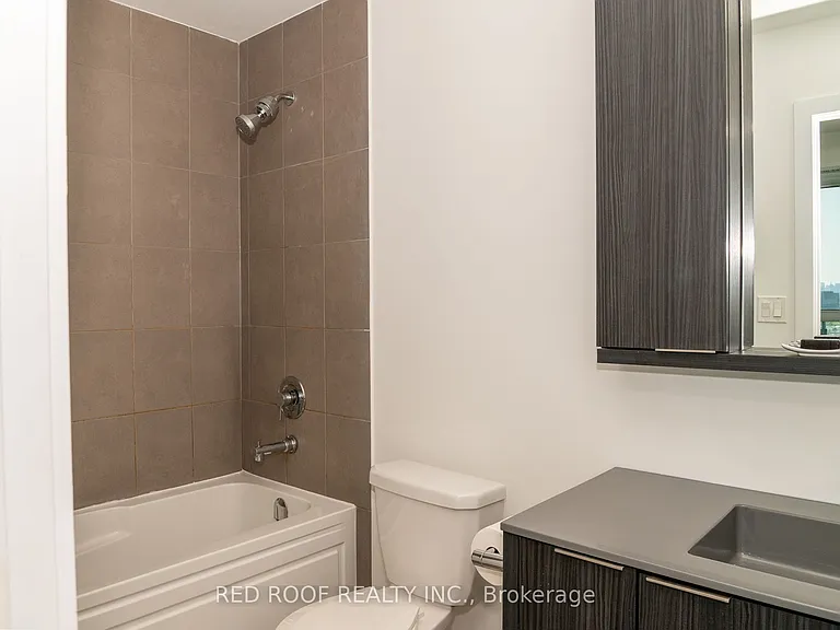 99 The Donway W #1022 — Photo 7