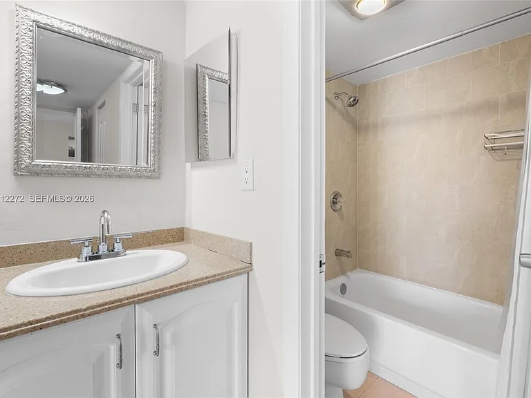 3401 N Country Club Dr #519 — Photo 19
