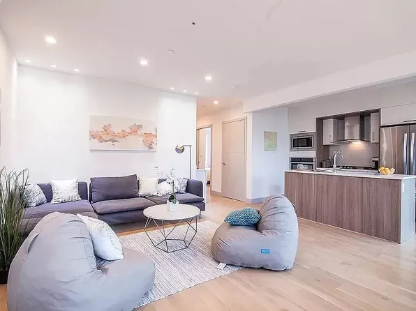760 Bergen St APT 2R, Brooklyn, NY 11238
