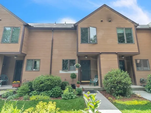 575 Bridge Rd Unit 9-5, Northampton, MA 01062