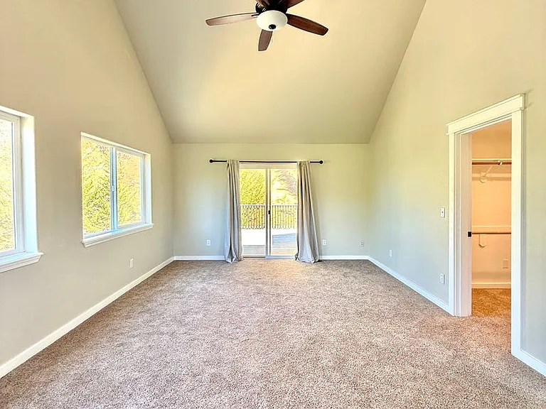901 Manzanita Dr — Photo 21