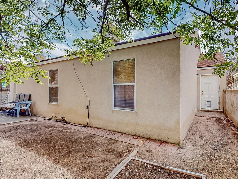 10728 Hatch Dr NW — Photo 29