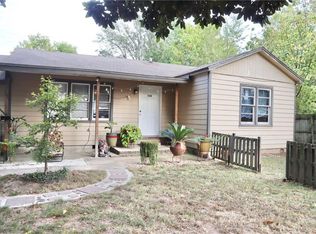 1403 S 4th St, Rogers, AR 72756