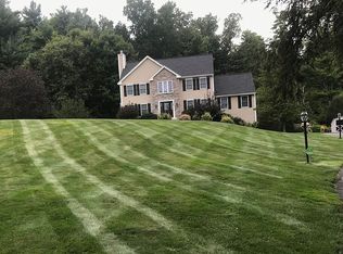 26-28 Dow St, Pepperell, MA 01463