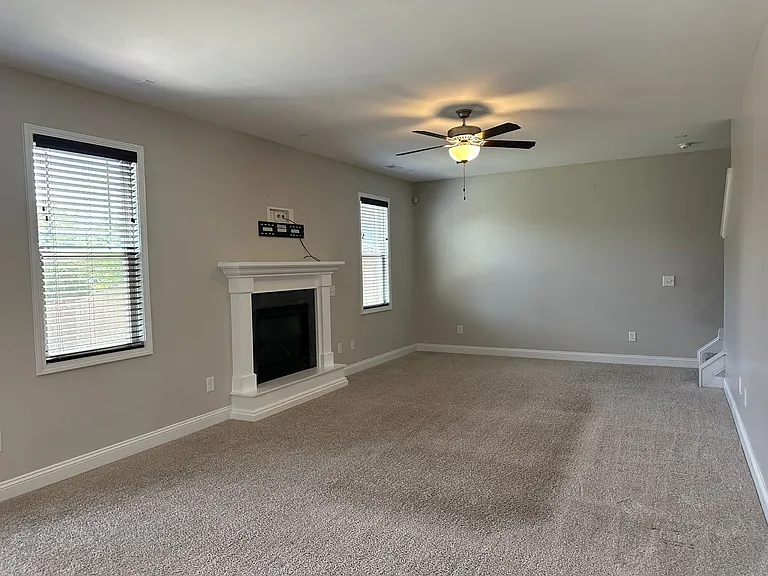 5233 Debut Ave — Photo 12