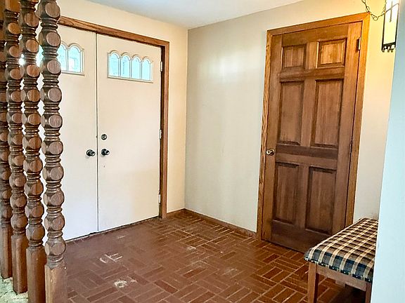 4th image of 510 Boyden St