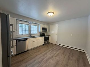 122 Country Club Rd #128, Cheshire, CT 06410