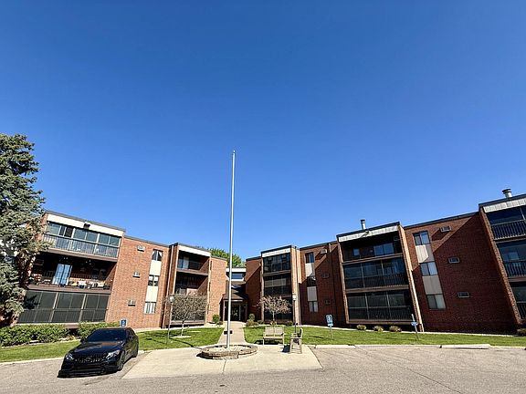 3rd image of 1800 Riverwood Dr APT 318
