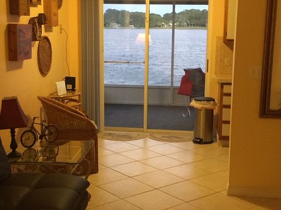 4th image of 303 Beach View Dr