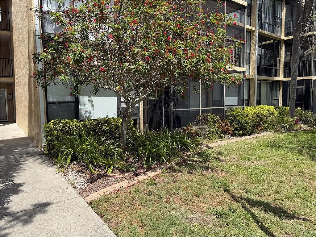 Building Photo - 618 Bird Bay Dr S #110