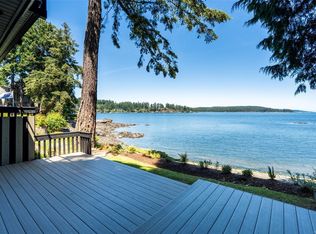 2330 Harbour Rd #16, Sidney, BC V8L2P8