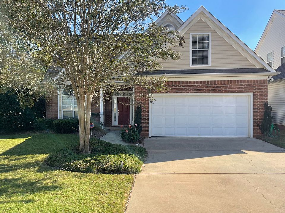 1st image of 2500 Lakebrooke Dr