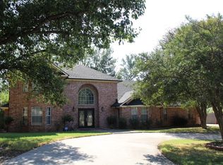 2020 Arbor Bend St, Bonham, TX 75418