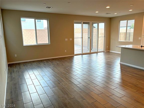 3rd image of 6555 Dove Point Pl