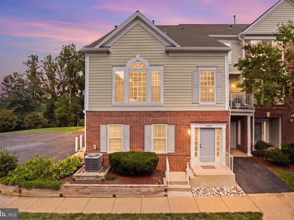 6350 Hawk View Ct #D-69, Alexandria, VA 22312