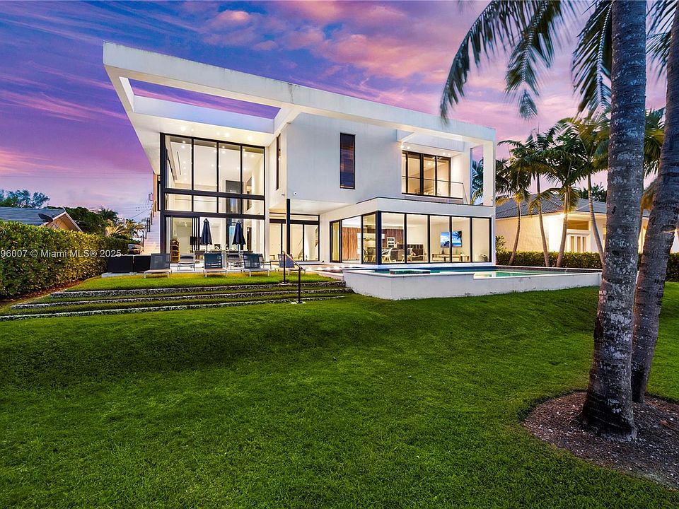 418 Sunset Dr, Hallandale, FL 33009 | MLS #A11896007 | Zillow