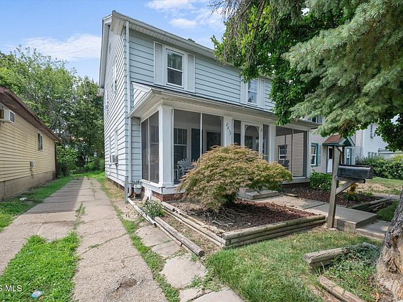 2nd image of 2915 Upton Ave