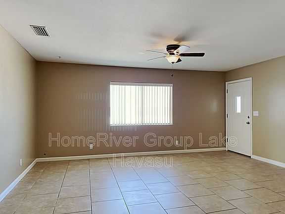 3rd image of 3370 Tomahawk Dr APT B