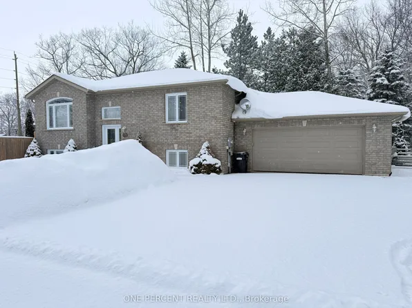 1423 River Rd W, Wasaga Beach, ON L9Z 2P1