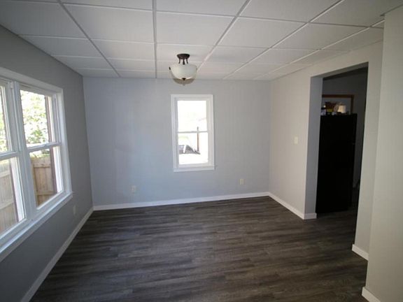 5th image of 736 Washington Memorial Dr