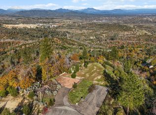 15778 Highland Cir, Redding, CA 96001