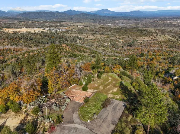 15778 Highland Cir, Redding, CA 96001