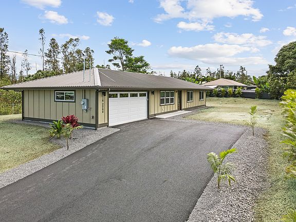 3rd image of 16-2068 Rainbow Dr