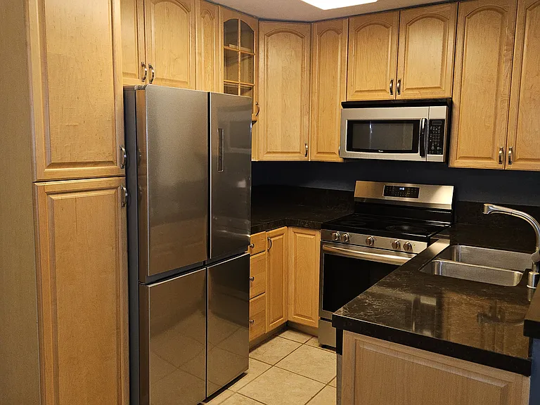 1775 Diamond St #201 — Photo 4
