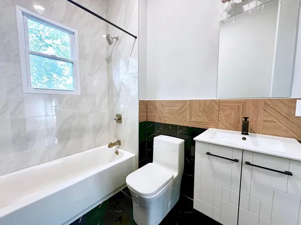 21 Hancock Avenue image 10 of 22