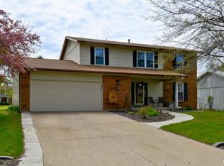 2015 Hawkeye Dr, Saint Peters, MO