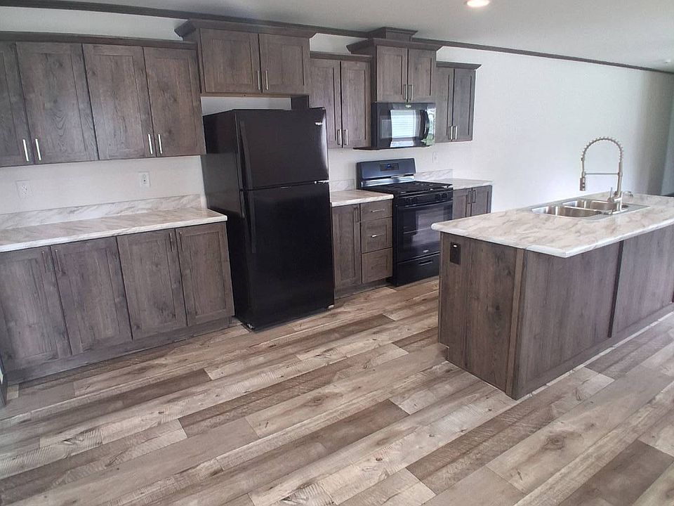 1st image of 570 E Palmer St #570