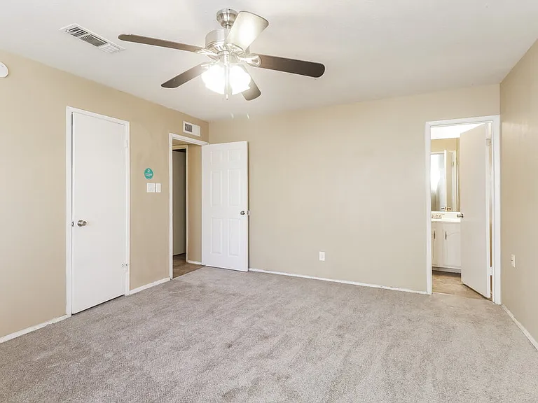 7522 Christie Ln — Photo 11